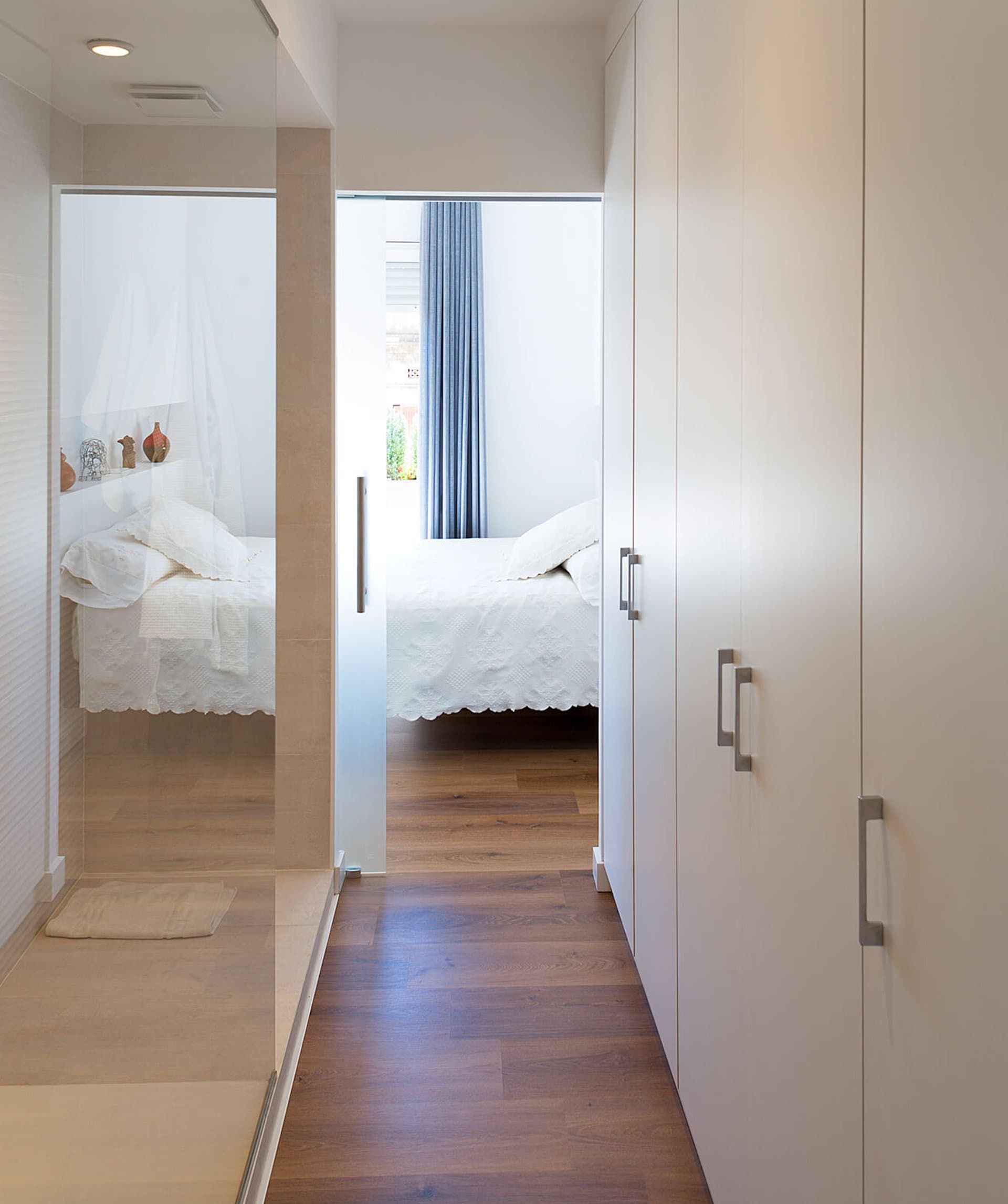CASA BORN — 6